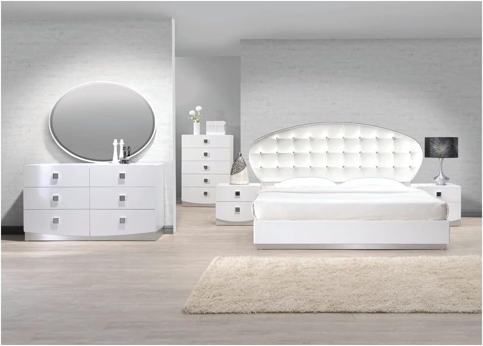 Best Master France 5-Piece Faux Leather Cali King Bedroom Set in White Lacquer
