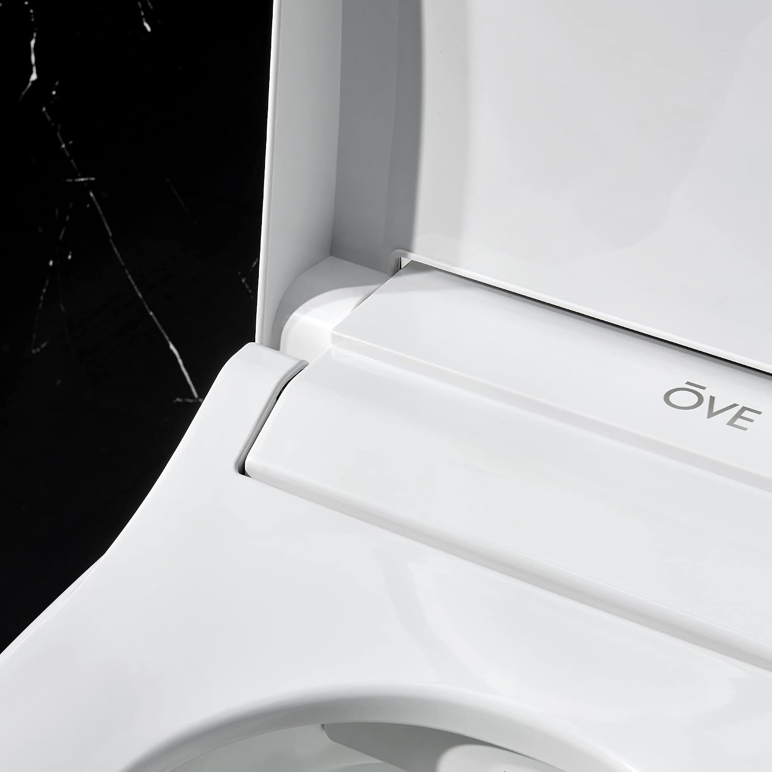 OVE Decors Wilma Smart Toilet with Integrated Bidet Seat, Heated Seat with Auto Flush and Warm Water and Multi Function Remote Control, White