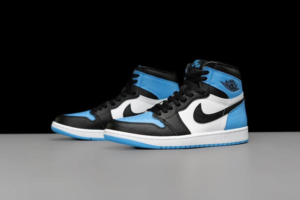 Nike Men's Air Jordan 1 Mid Basketball Shoes