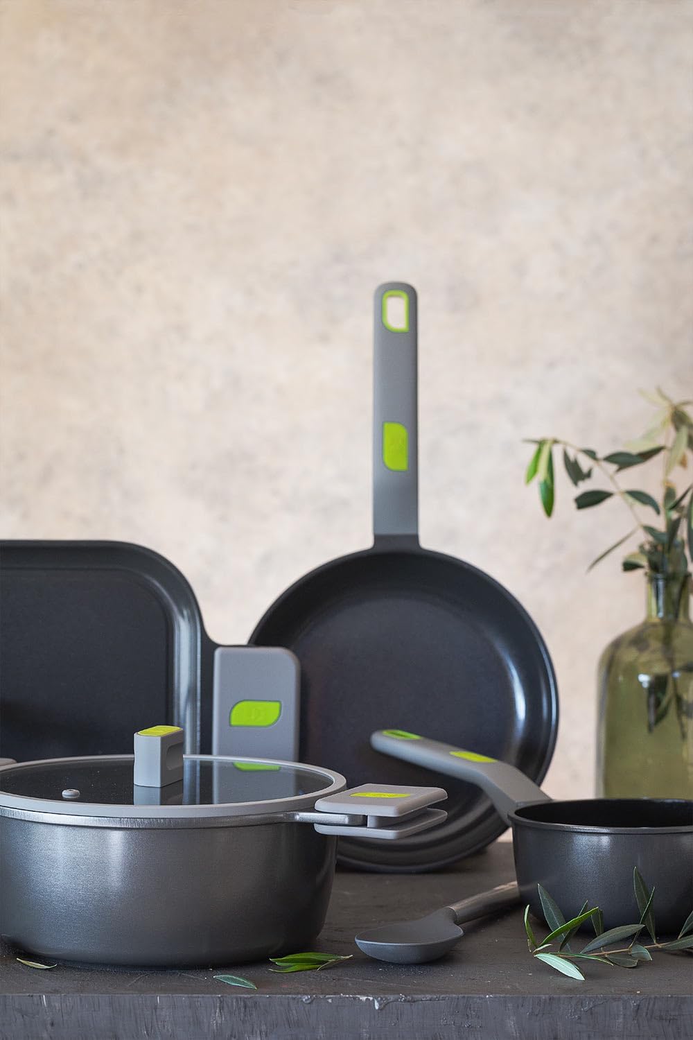 BRA COOKWARE Life 3 Ceramic Nonstick Frying Pan Set | 8+9.5+11 Inch Recycled Cast Aluminum Skillets | Ceramic Non-Stick Fry Pans | PFOA Free Searing Skillets | All Cooktops | Soft-Touch Handle
