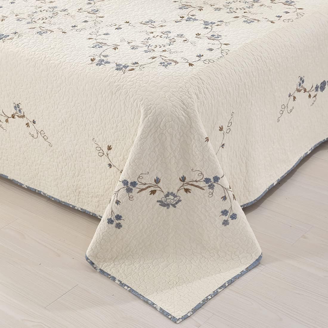 vctops 3-Piece 100% Cotton Bedspread Coverlet Set King Size Elegant Floral Embroidered Reversible Patchwork 1 Quilt and 2 Pillow Shams (Flower B,King)