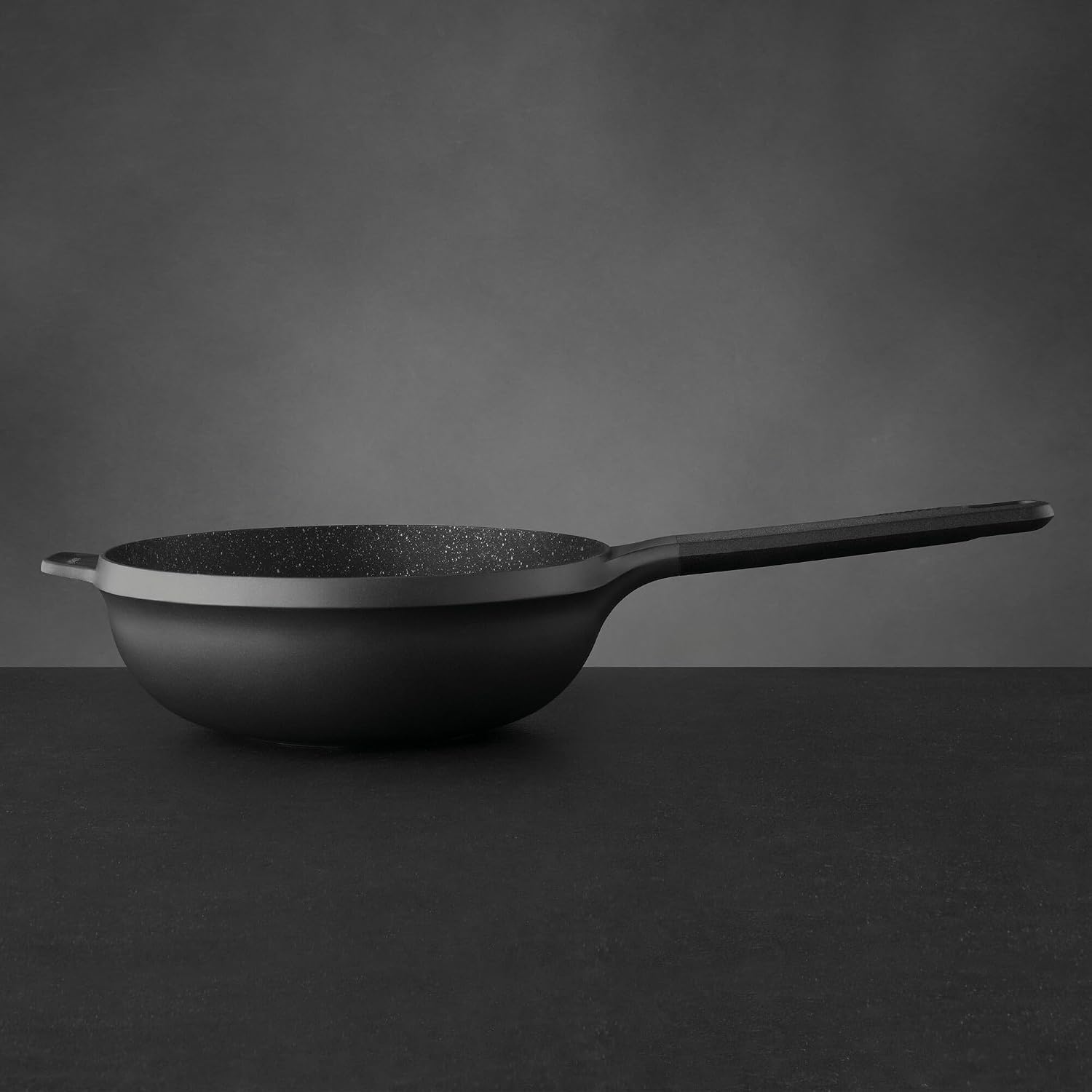 BergHOFF GEM Non-stick Cast Aluminum Stir-Frying Pan 10' 3.0 qt. Black Stay-cool Handle, Hanging Loop Ferno-Green, PFOA Free Coating Induction Cooktop Fast Heating