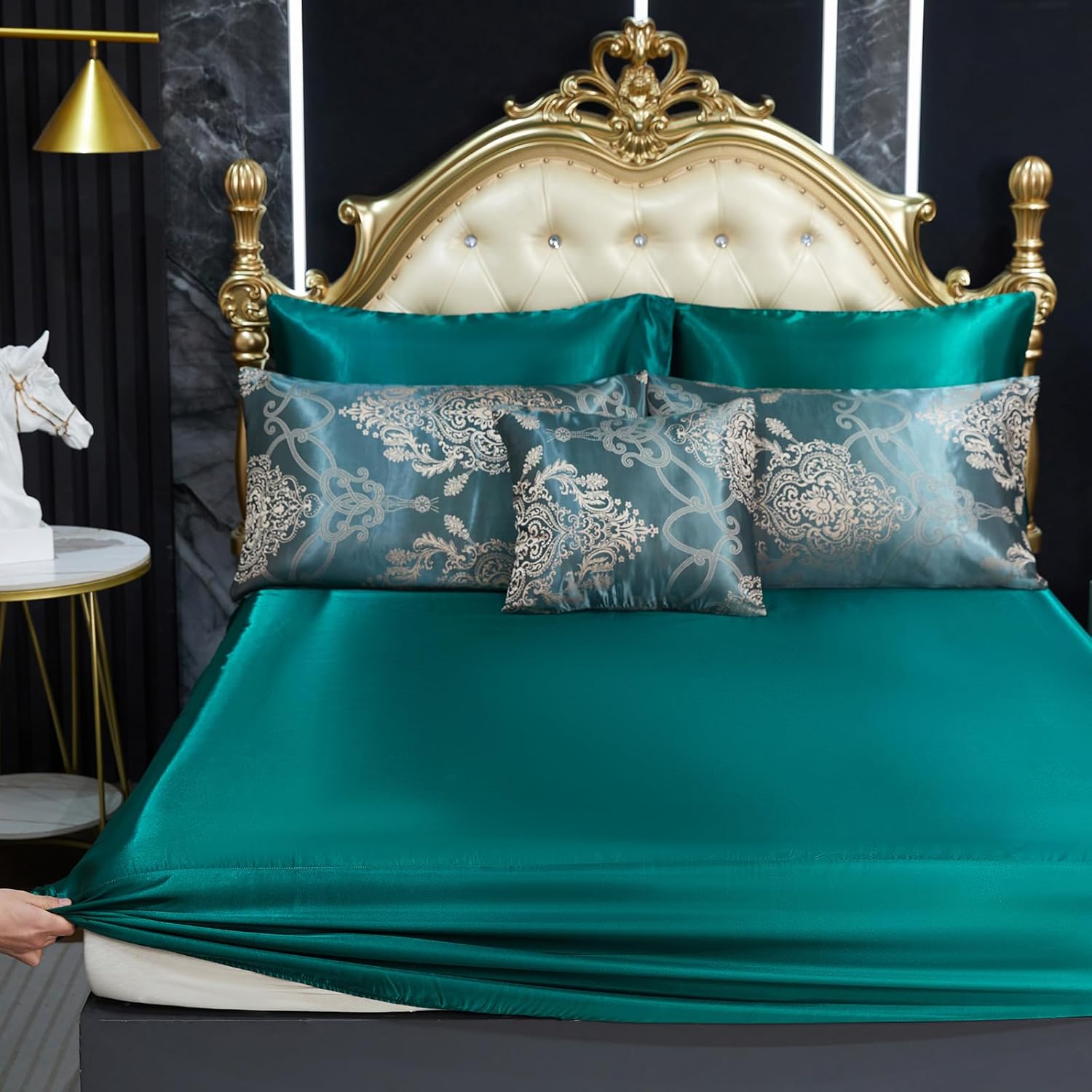 Green Jacquard King Comforter Set Sheet Set Elegant Bedding Set 8 Pcs Embroidery Neoclassical Floral Pattern Bed Home Decor Soft Down Comforter Luxury Hotel Silky Bed in a Bag with 1 Cushion Cover