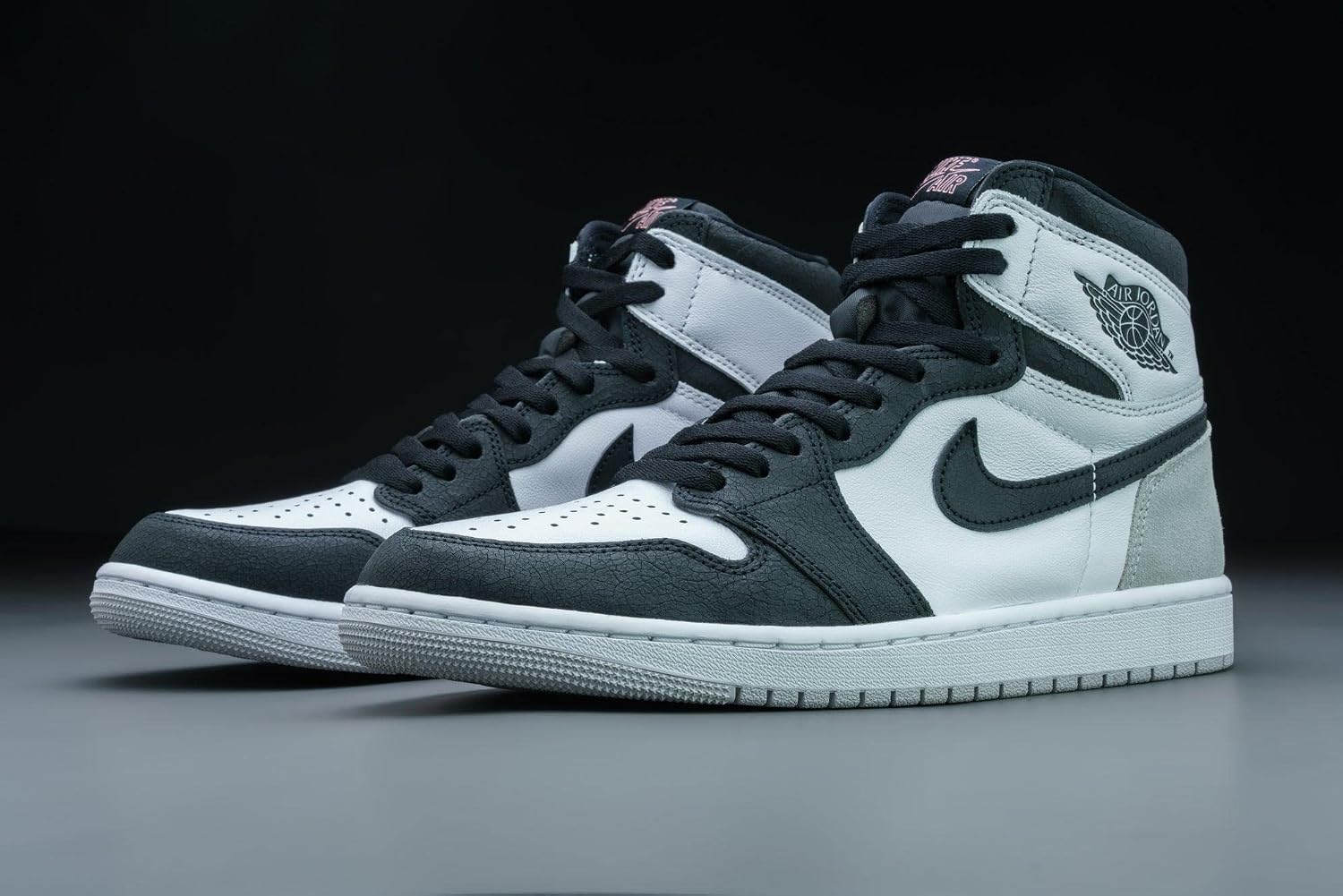 Nike Men's Air Jordan 1 Mid Basketball Shoes
