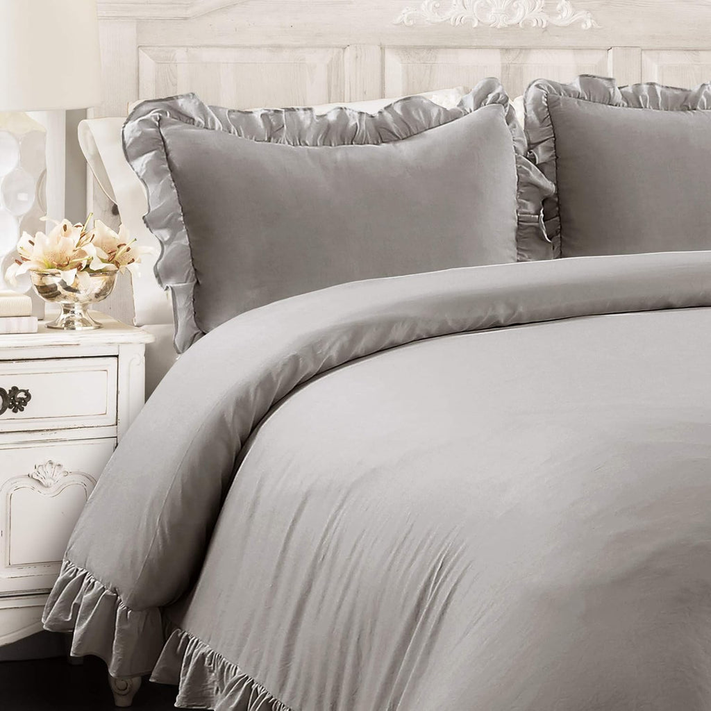 Lush Decor Reyna Ruffle Comforter Set - 3 Piece Cozy Ruffled Bedding Set - Timeless Elegance and Comfort for Dorm Room - Full/ Queen, Gray