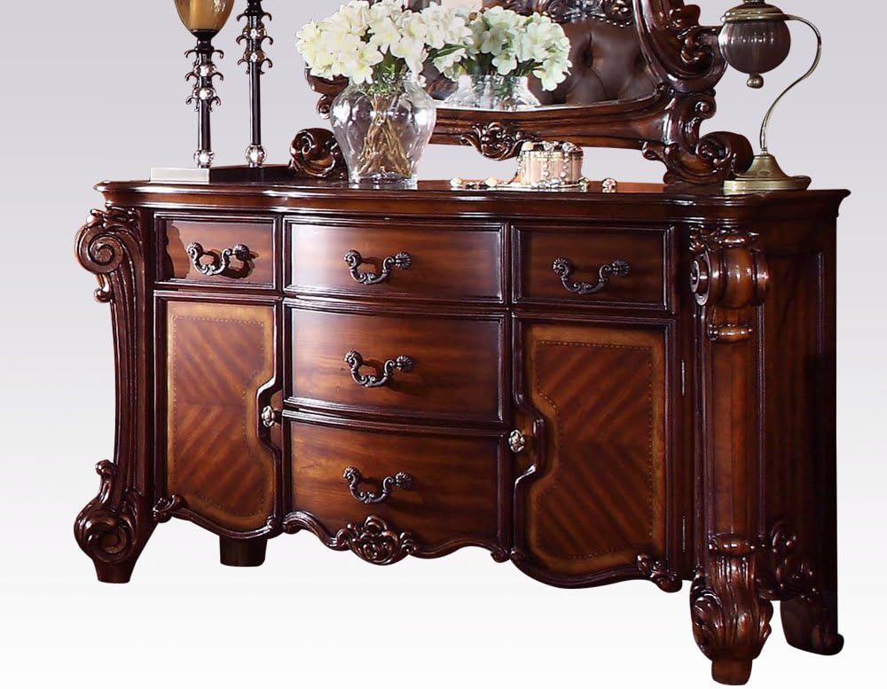 Acme Vendome Bedroom Set with King Bed, Nightstand, Dresser and Mirror