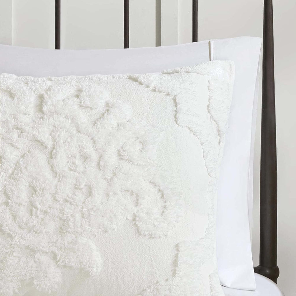 Madison Park Tufted Chenille Cotton Comforter, All Season Bedding Set, Matching Shams, Viola, Damask Off White King/Cal King(104'x92') 3 Piece