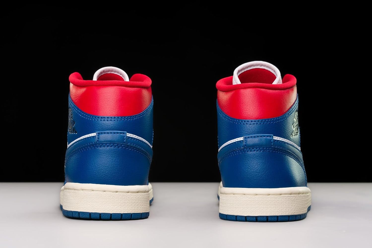 Nike Men's Air Jordan 1 Mid Basketball Shoes