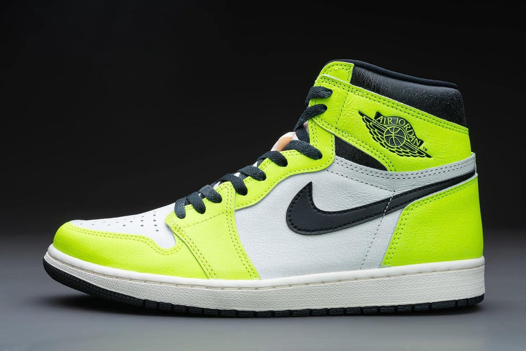Nike Men's Air Jordan 1 Mid Basketball Shoes