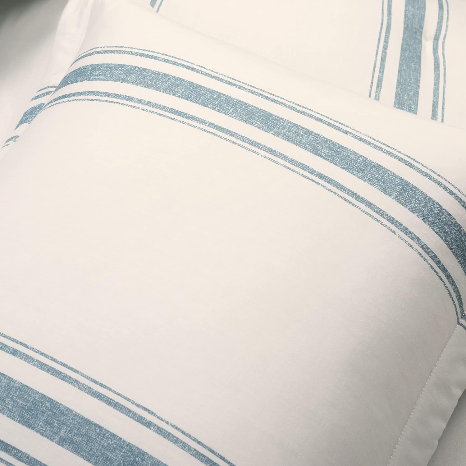 Lush Decor Farmhouse King Size Comforter Set, Reversible Cotton, 3 Piece Set, California King, Blue - Cozy Bedding - Rustic Decor - Modern Farmhouse Bedroom Decor