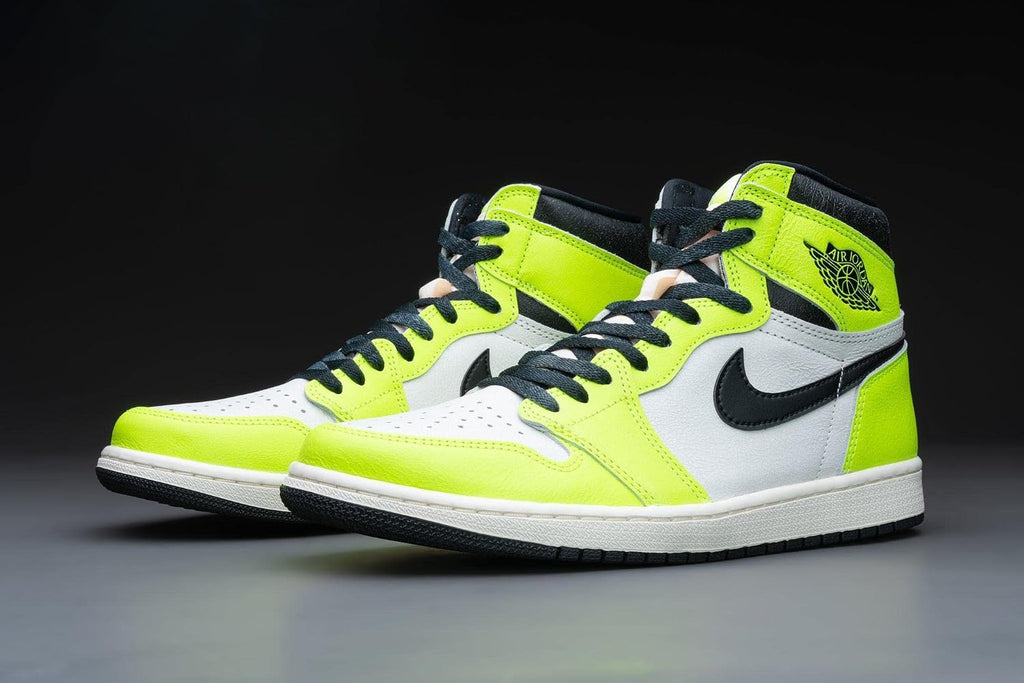 Nike Men's Air Jordan 1 Mid Basketball Shoes