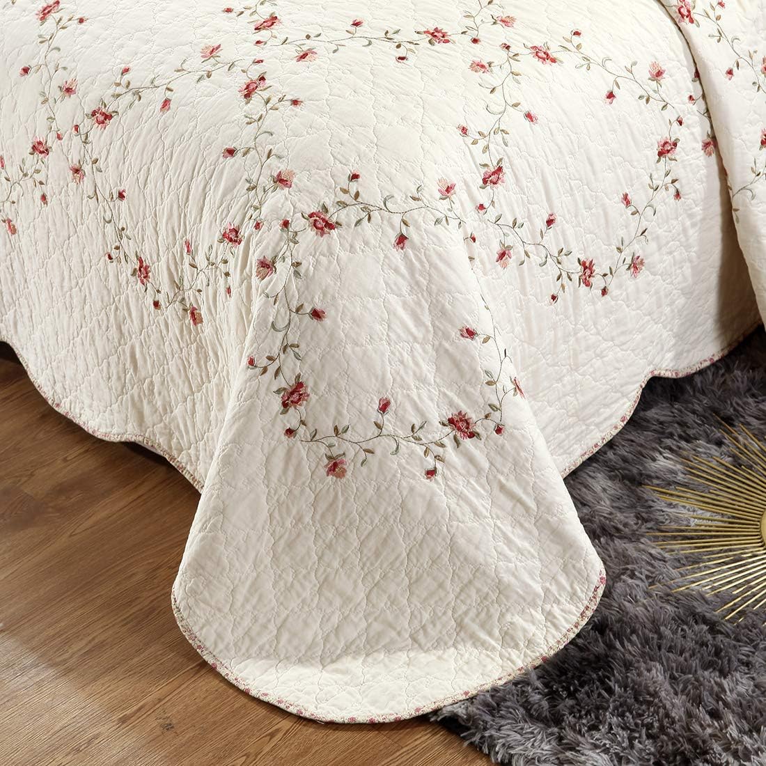 vctops 3-Piece Floral Embroidered Bedspread Coverlet Set King Size 100% Cotton Reversible Patchwork 1 Quilt and 2 Pillow Shams (Flower,King)