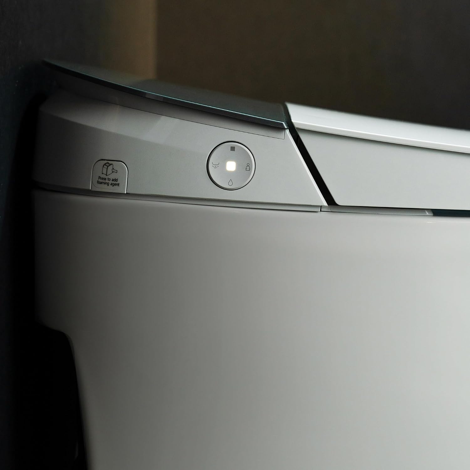 WOODBRIDGE Smart Toilet, Auto Open & Close, Auto Flush, Foot Sensor, Cleaning Foam Dispenser, Heated Seat and Chair Height Design, EBT230