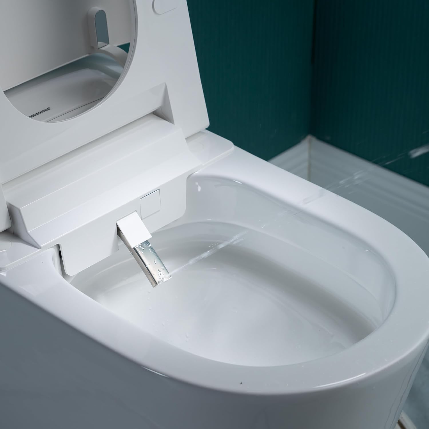 WOODBRIDGE Smart Toilet with 1000g MaP Flush Score, Foam Shield, Blackout Flush, Warm Drying, Wave Sensor Auto Open&Close, Wireless Remote, Smart Deodorization, MET061