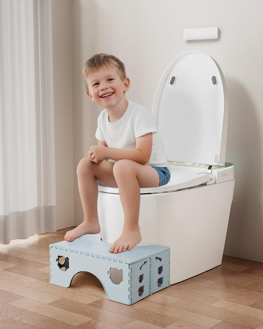 Smart Toilet with Bidet Built In, One Piece Elongated Tankless Japanese Toilet, Auto Open and Close Lid, Adjustable Temperature, Self-Cleaning Nozzle, LED Fahrenheit Display, Foot Kick Button
