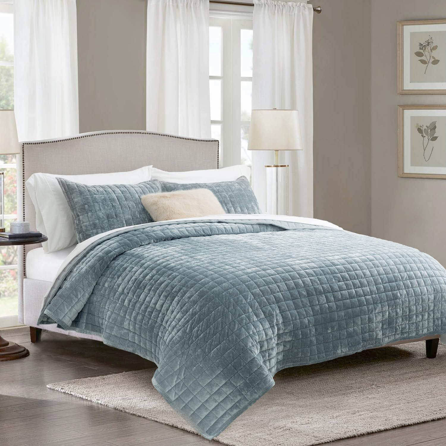 RECYCO Luxury Velvet Quilt Set, California King 118'' x 106'' Oversized Bedspread, Ultra Soft Velvet Comforter, Lightweight Box Stitch Bedding Sets for All Season, with 2 Shams, Blue Linen