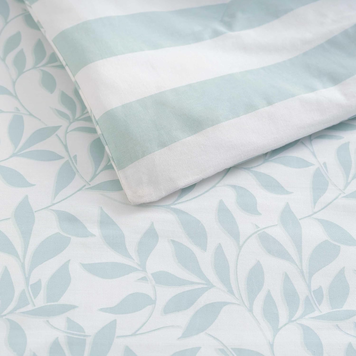 Martha Stewart - King Comforter Set, 100% Naturally Soft & Breathable Cotton Bedding, Lightweight for Year Round Comfort, 3 Piece Bed Set with Matching Pillowcases (Copper Vines Blue)