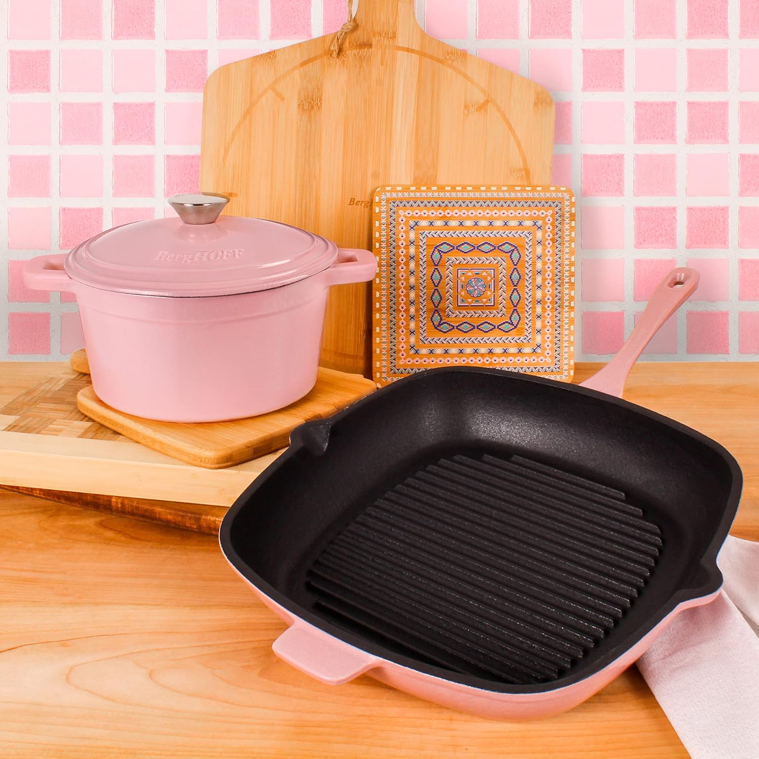 BergHOFF 3Pc Neo Enameled Cast Iron Cookware Set, 3qt. Dutch Oven, Matching Lid, Square Grill Pan 11 Inches, Oven Safe Up To 400°F, Pink