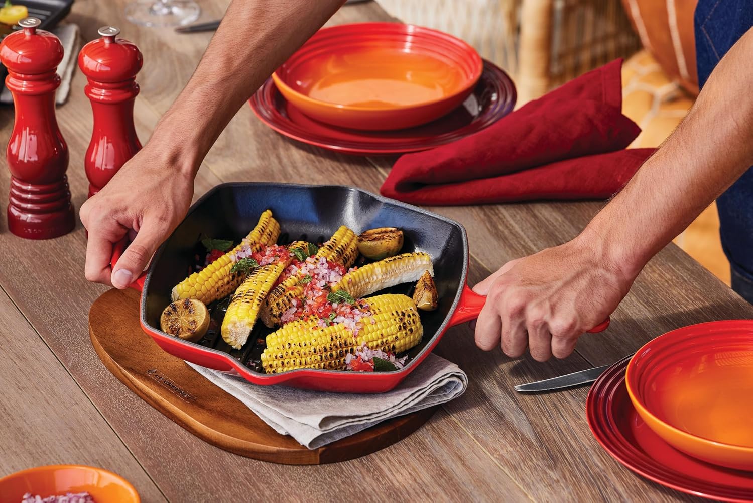 Le Creuset Enameled Cast Iron Signature Square Skillet Grill, 10.25', Sea salt