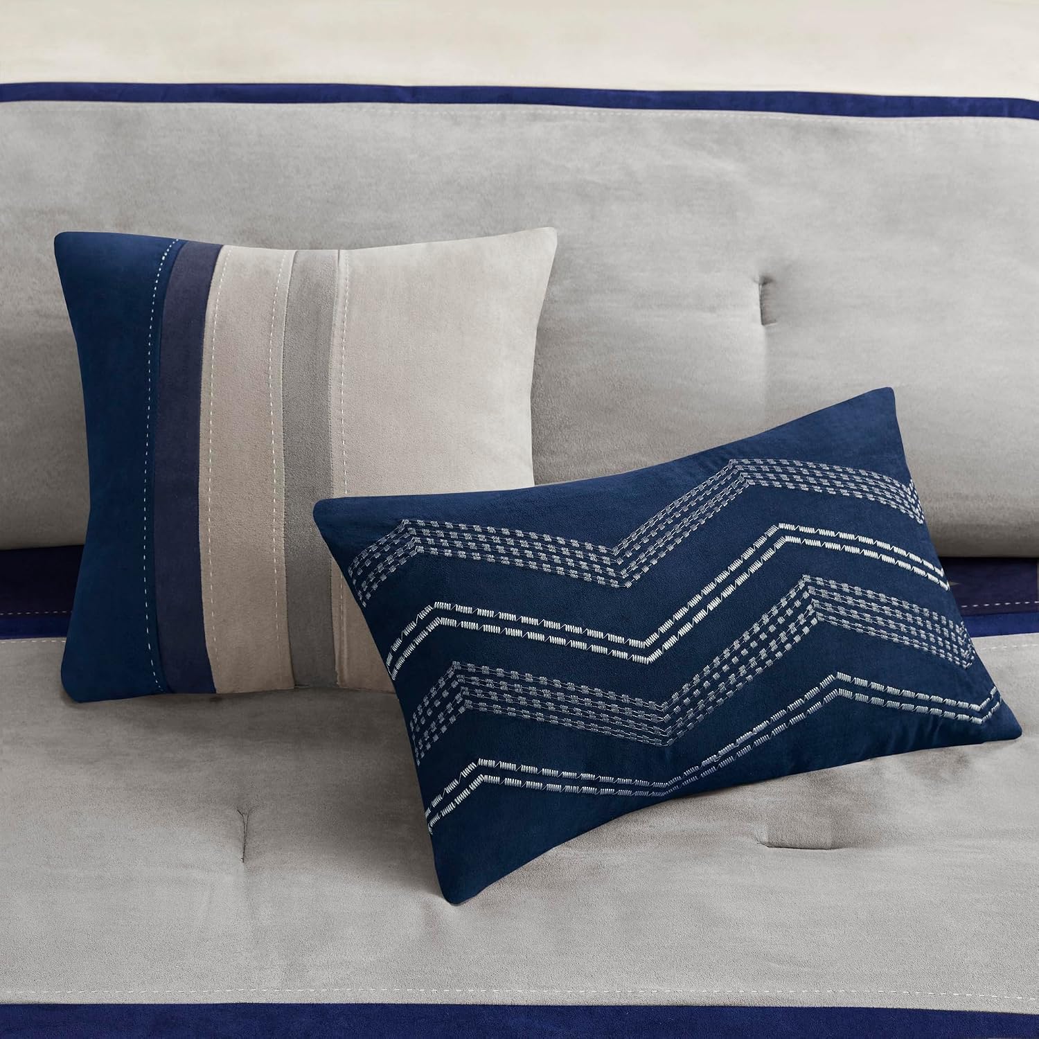 Madison Park Palisades Comforter Set Modern Faux Suede Pieced Stripe Design, All Season Down Alternative Cozy Bedding with Matching Shams, Decorative Pillows, Queen(90'x90'), Multicolor, 7pcs