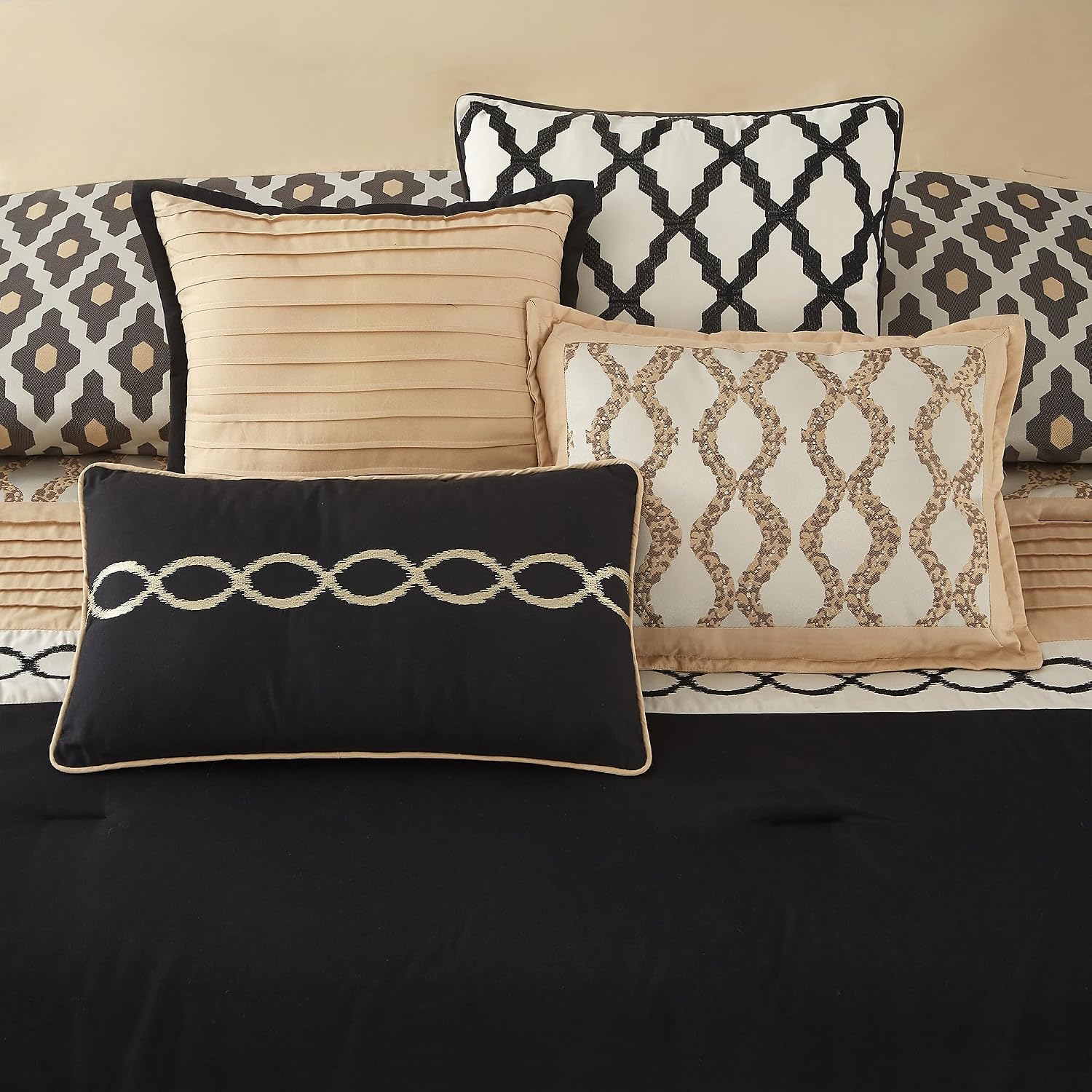 LANCO MODERN LIFESTYLE King Size Comforter Set, Black Gold, 10 Piece Bed in a Bag for All Seasons, Luxury Extreme Comfort Bedding Sets with Bedskirt, Pillow Shams, Euro Shams and Decor Pillows