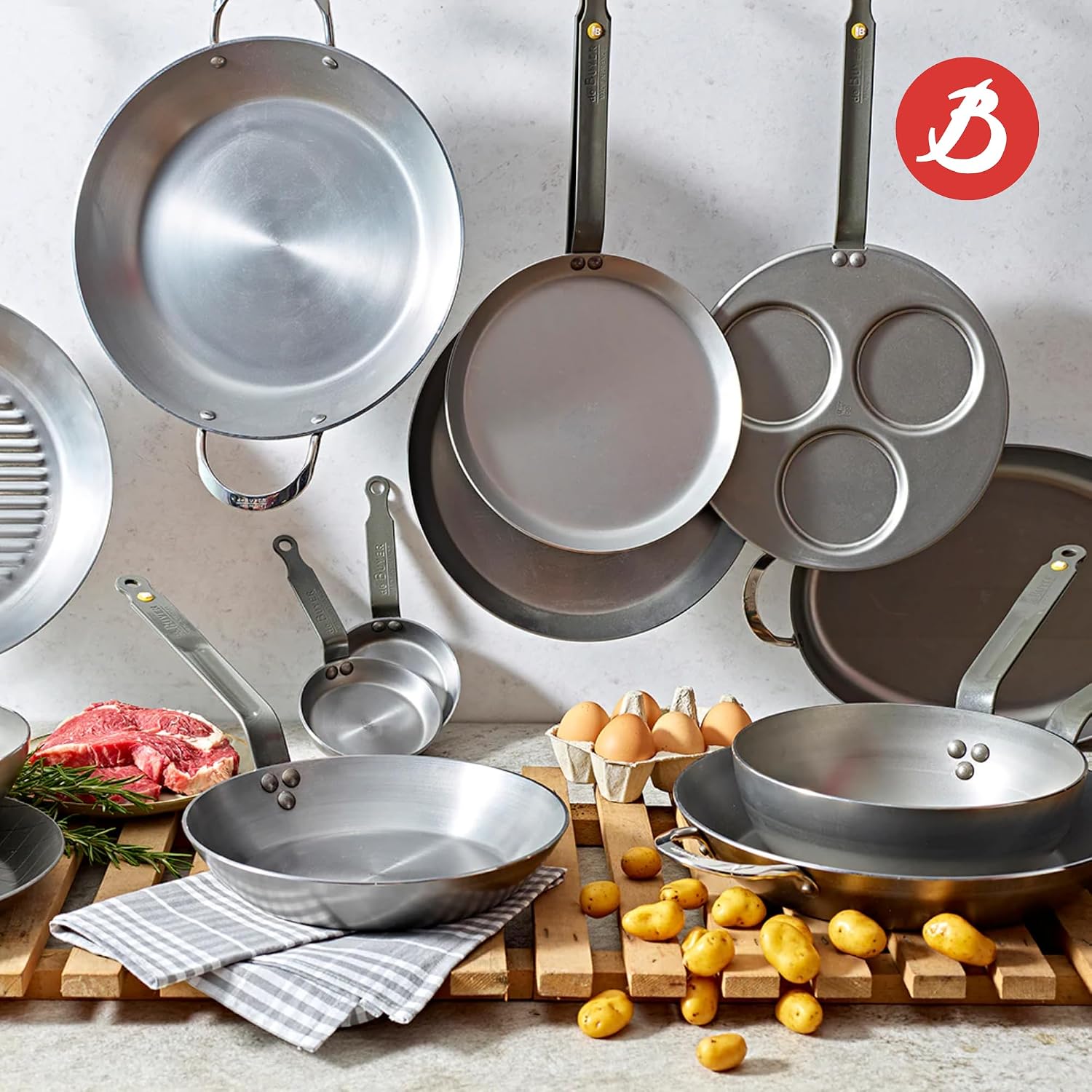 de Buyer MINERAL B Carbon Steel Country Fry Pan - 12.5' Diameter, 8.9' Cooking Surface - Ideal for Sauteing, Simmering, Deep & Stir Frying, One-Pan Meals - Naturally Non-Stick Finish - Made in France