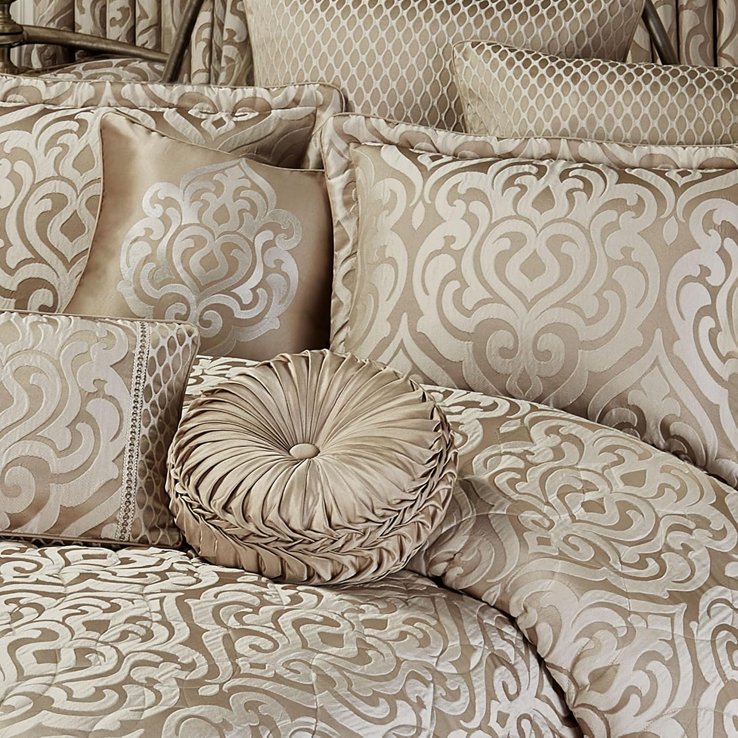 Davenport Luxury Bedding | Neutral Sand and Beige | Jacquard-Woven Puff-Textured Scrollwork Medallions | 6 Pc Bed Set Includes Queen Bedspread, 2 Standard Shams, and 3 Decorative Reversible Pillows