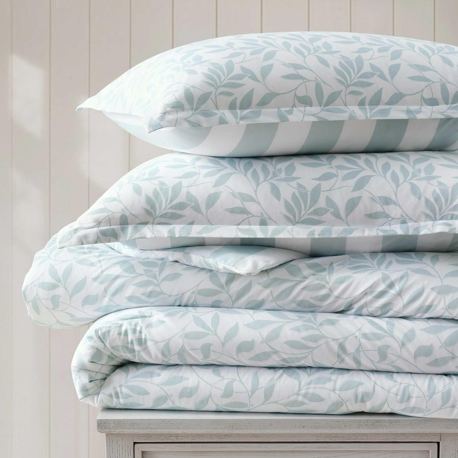 Martha Stewart - King Comforter Set, 100% Naturally Soft & Breathable Cotton Bedding, Lightweight for Year Round Comfort, 3 Piece Bed Set with Matching Pillowcases (Copper Vines Blue)