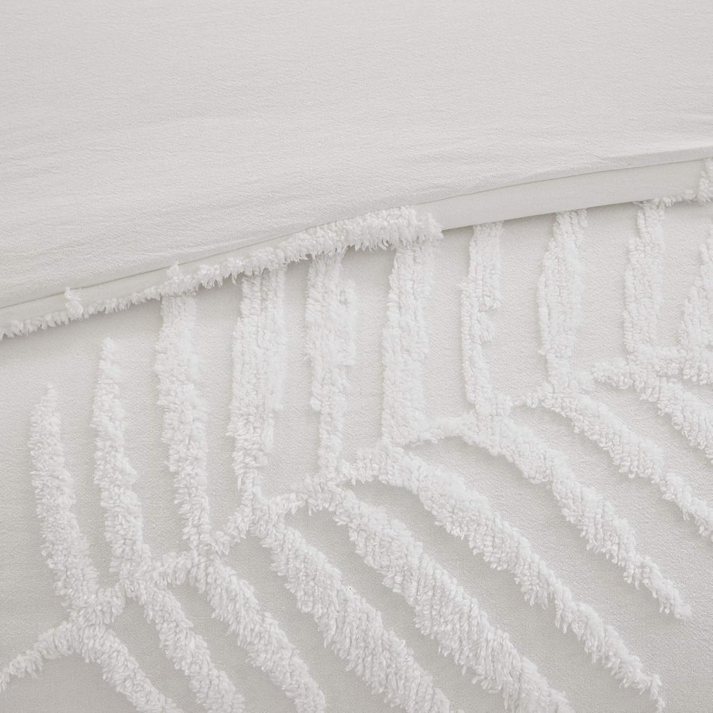 Madison Park Tufted Chenille Cotton Comforter, All Season Bedding Set, Matching Shams, Bahari, Coastal Palm Leaf Off White King/Cal King(104'x92') 3 Piece