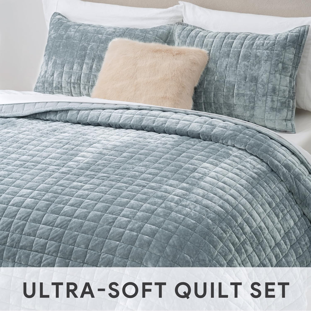 RECYCO Luxury Velvet Quilt Set, California King 118'' x 106'' Oversized Bedspread, Ultra Soft Velvet Comforter, Lightweight Box Stitch Bedding Sets for All Season, with 2 Shams, Blue Linen