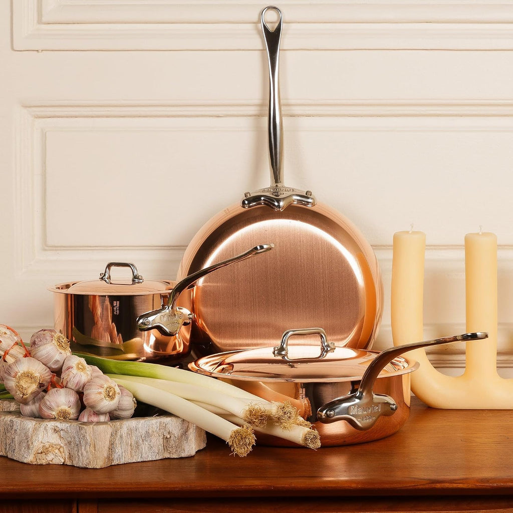 Mauviel M'150 S 1.5mm Polished Copper & Stainless Steel Oval Pan With Cast Stainless Steel Handles, 9.8-in, Made In France