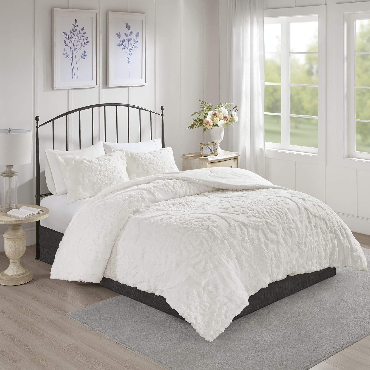 Madison Park Tufted Chenille Cotton Comforter, All Season Bedding Set, Matching Shams, Viola, Damask Off White King/Cal King(104'x92') 3 Piece