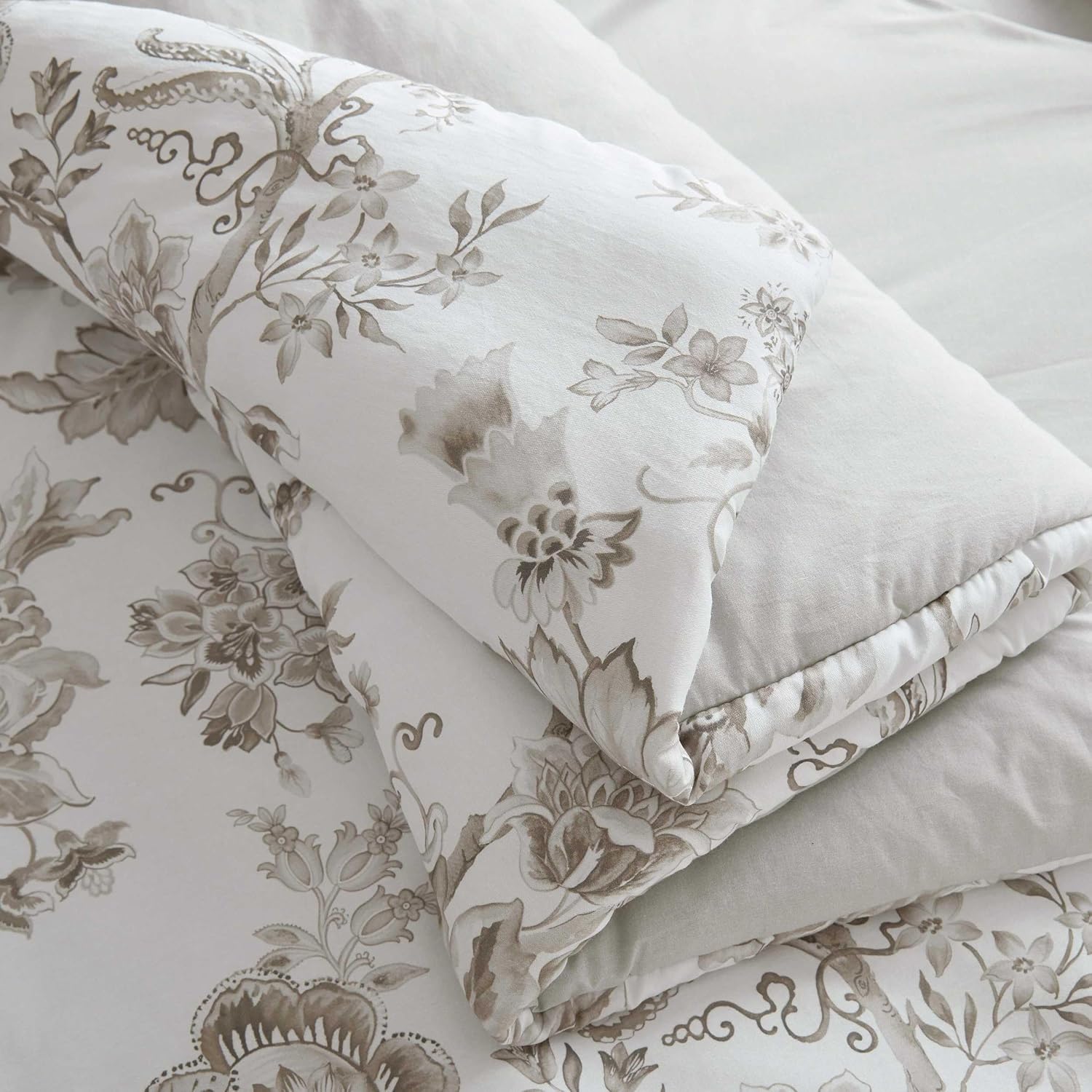 Martha Stewart - Queen Comforter Set, Smooth Sateen Front with Subtle Sheen & Lightweight Cotton Percale Reverse, 3 Piece Bed Set with Matching Pillowcases (Avery Floral Grey)