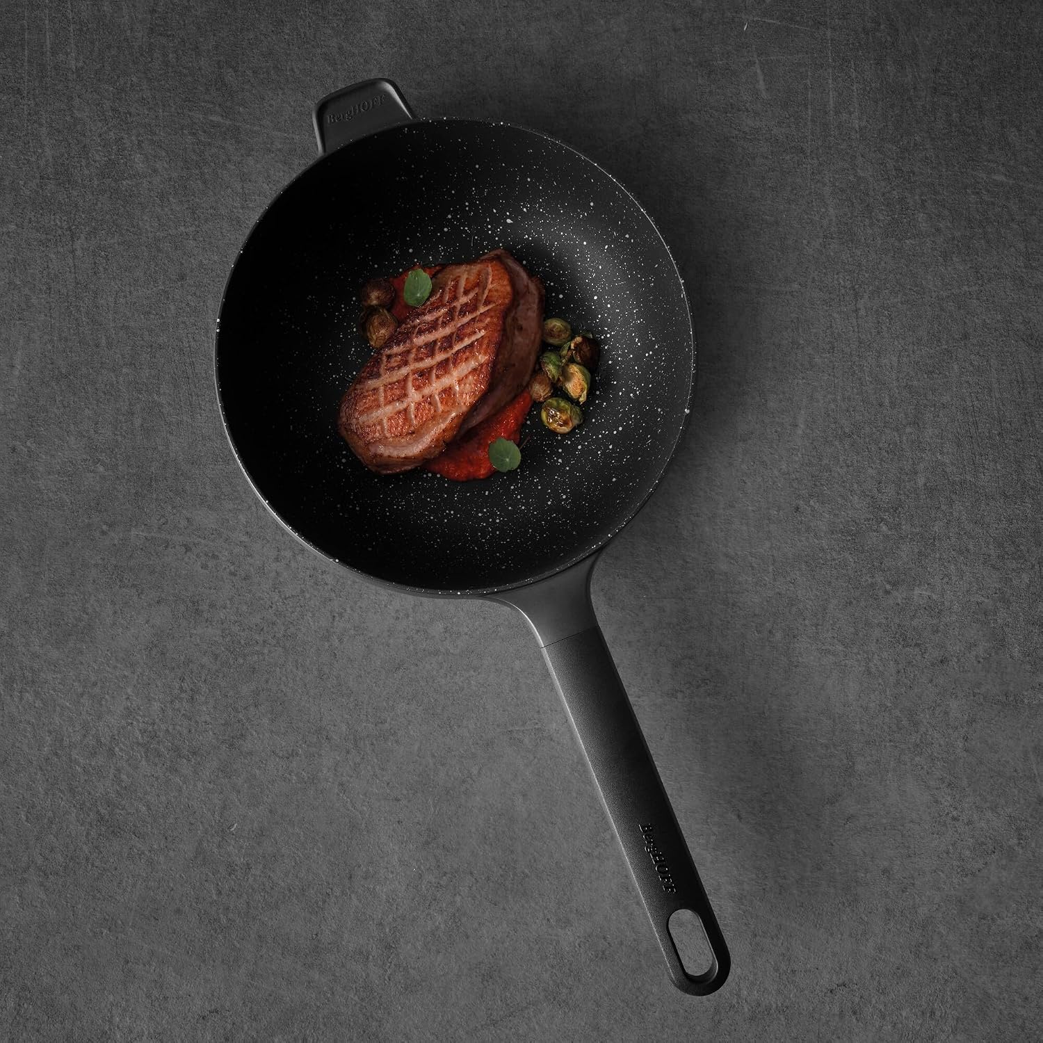 BergHOFF GEM Non-stick Cast Aluminum Stir-Frying Pan 10' 3.0 qt. Black Stay-cool Handle, Hanging Loop Ferno-Green, PFOA Free Coating Induction Cooktop Fast Heating