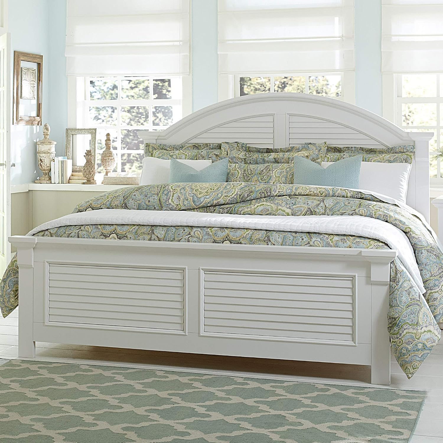 Liberty Furniture Industries Summer House I King Panel Bed, White, W82 x D88 x H60