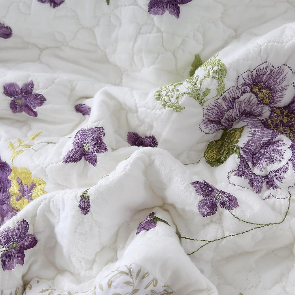 vctops 3-Piece Elegant Floral Embroidered Bedspread Coverlet Set Oversize Queen 100% Cotton Reversible Patchwork 1 Quilt and 2 Pillow Shams (Flower H,Oversize Queen)