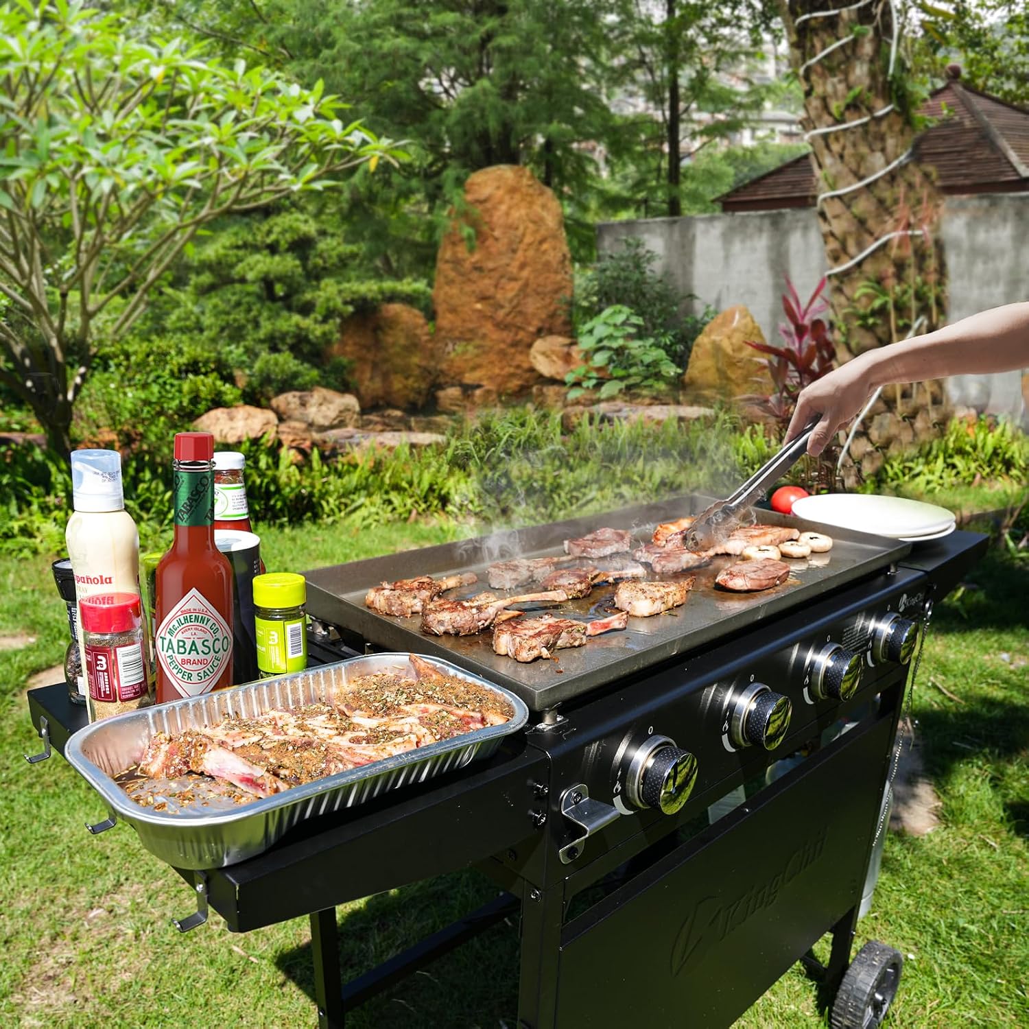 KingChii 32' 4-Burner Griddle with Counter Height Side Shelves, Powder Coated Steel, Black