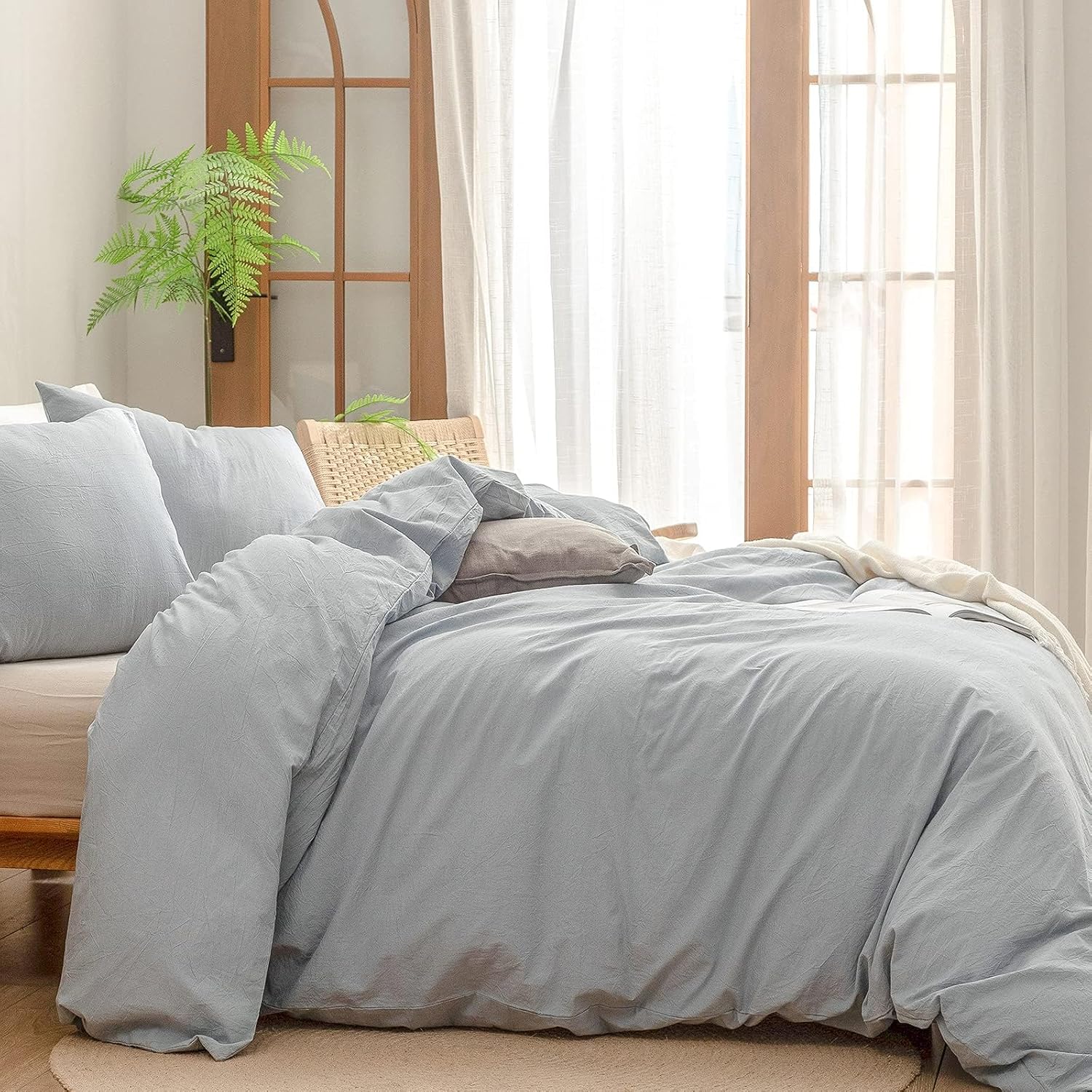 BESTOUCH Duvet Cover Set 100% Washed Cotton Linen Feel Super Soft Comfortable Chic Lightweight 3 PCs Home Bedding Set Solid Cornflower Blue Alaska King