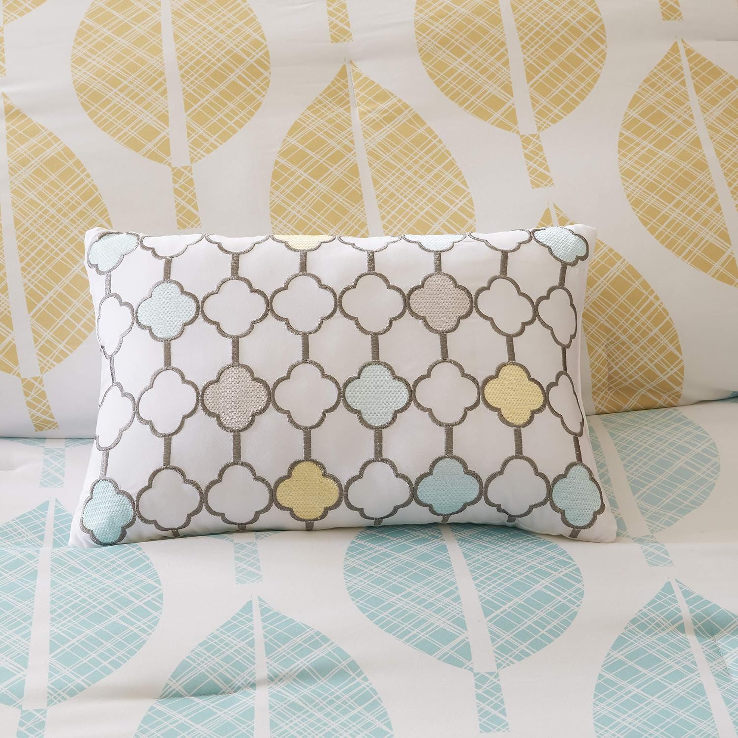 Madison Park Essentials Bed in a Bag Comforter, Vibrant Color Design All Season Down Alternative Cover with Complete Cotton Sheet Set, Twin(68'x86'), Central Park, Leaf Yellow/Aqua