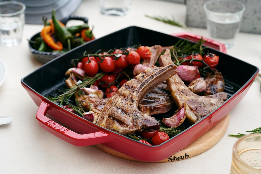Staub Dust 40511-685-0 Rectangular Griddle with Two Handles, 28 cm, cast Iron, Cherry red