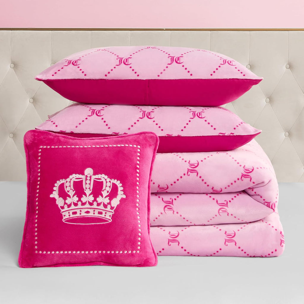Juicy Couture Plush Reversible Trellis Link 4-Piece King Comforter Set with Decorative Pillow, Pink