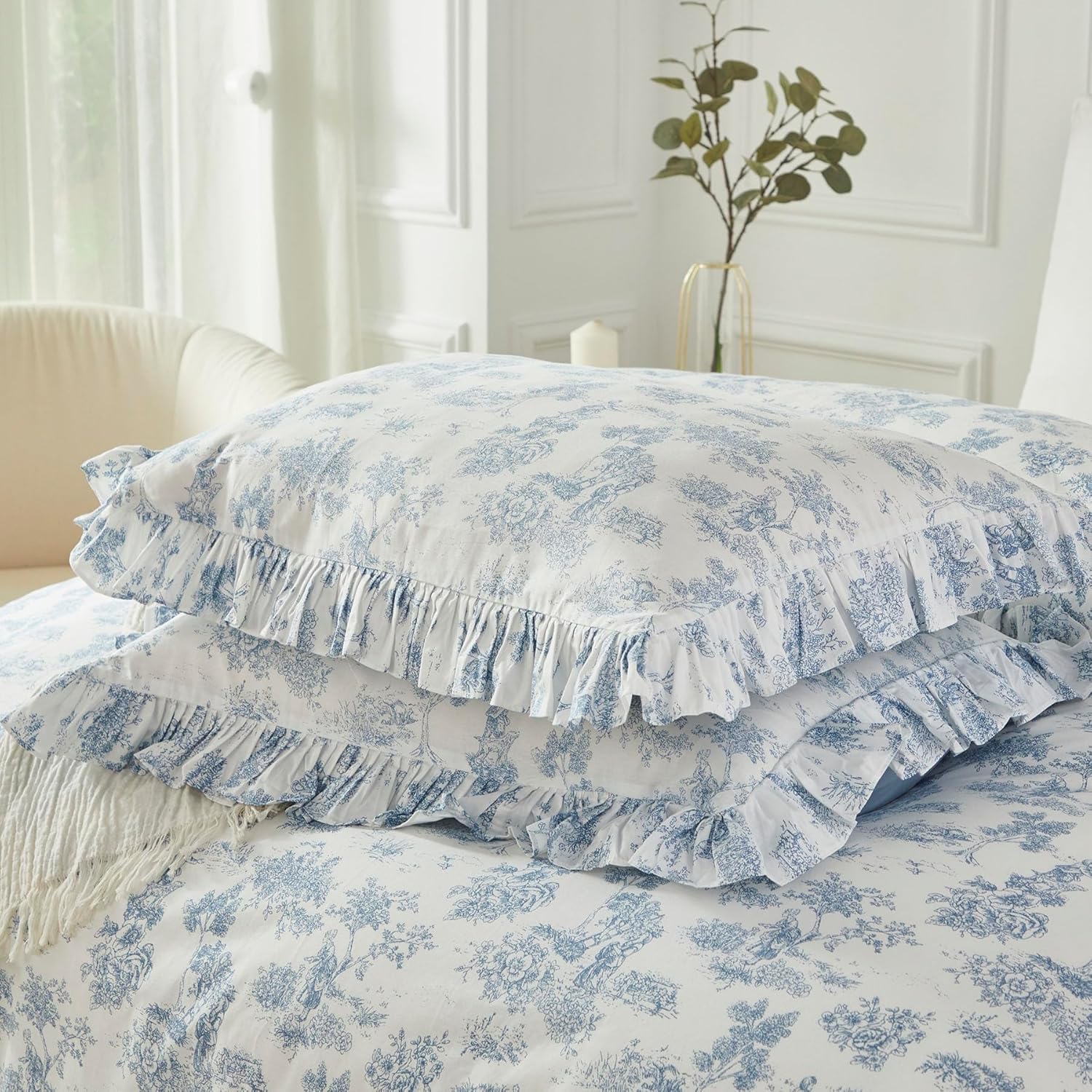 Brandream French Country Toile Queen Duvet Cover Set for Girl Women Bedroom Vintage Blue Toile Floral Print 100% Cotton Duvet Quilt Comforter Cover Pillow Shams Set with Delicate Ruffle Fringe
