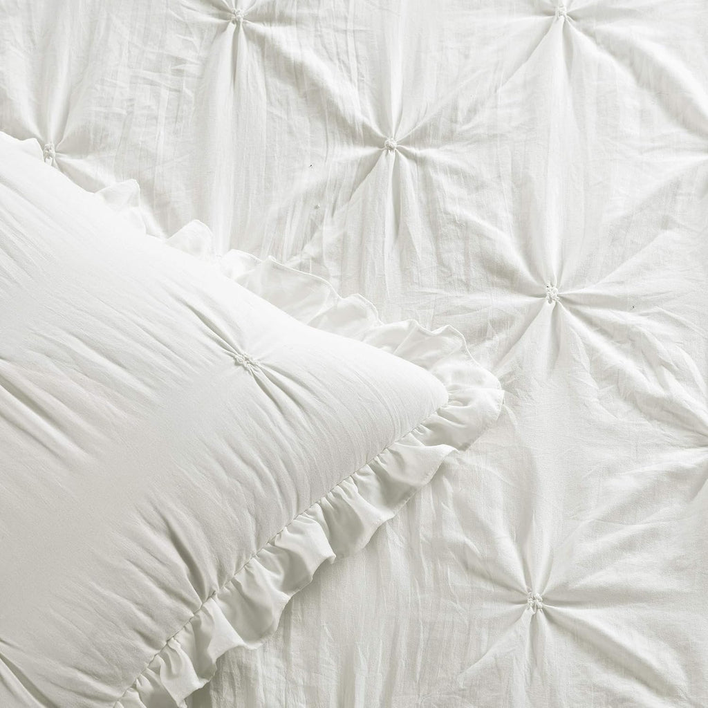 Lush Decor Ravello Pintuck Ruffle Skirt Bedspread Set - Luxe 3 Piece Ruffled Bedding Set - Traditional Glam & Farmhouse Inspired Bedroom Decor - King, White