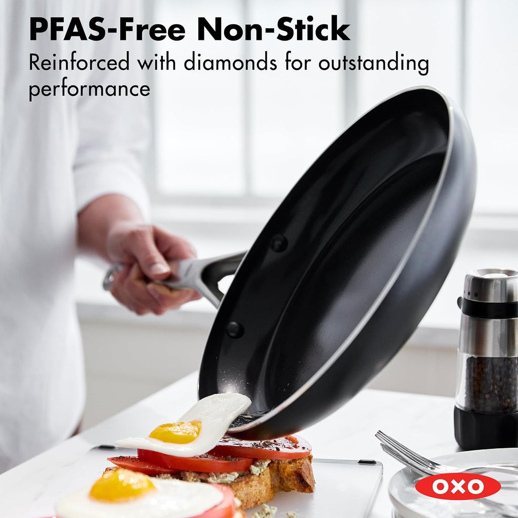 OXO Agility Series 10 Piece Cookware Pots and Pans Set, Ceramic Nonstick PFAS-Free, Induction, Skillets,Saucepans,Lids,Even Heating,Stainless Steel Handles,Chip-Free Rims,Dishwasher & Oven Safe,Black