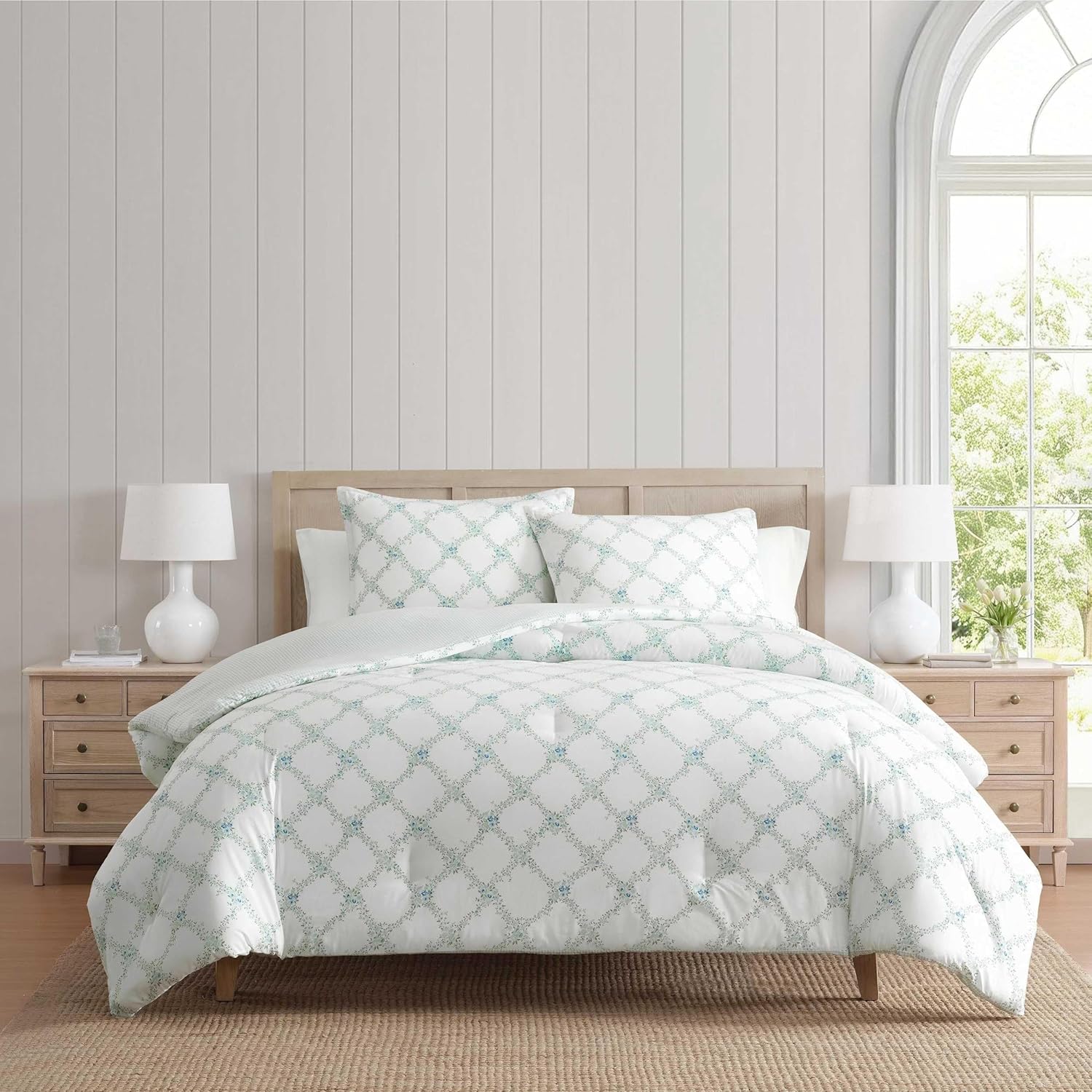 Martha Stewart - Twin/Twin XL Comforter Set, 100% Cotton Bedding with Shams, Soft and Breathable, Lightweight All-Season Comforter, Reversible Design, Romantic Trellis Blue