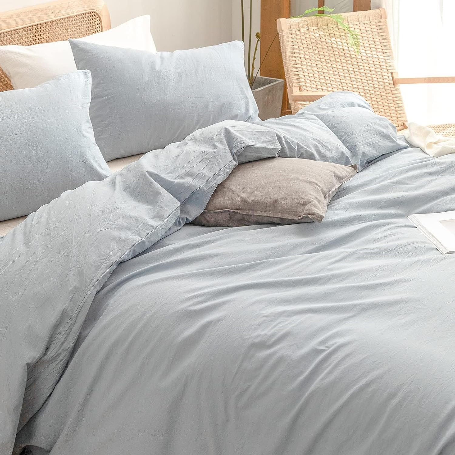 BESTOUCH Duvet Cover Set 100% Washed Cotton Linen Feel Super Soft Comfortable Chic Lightweight 3 PCs Home Bedding Set Solid Cornflower Blue Alaska King