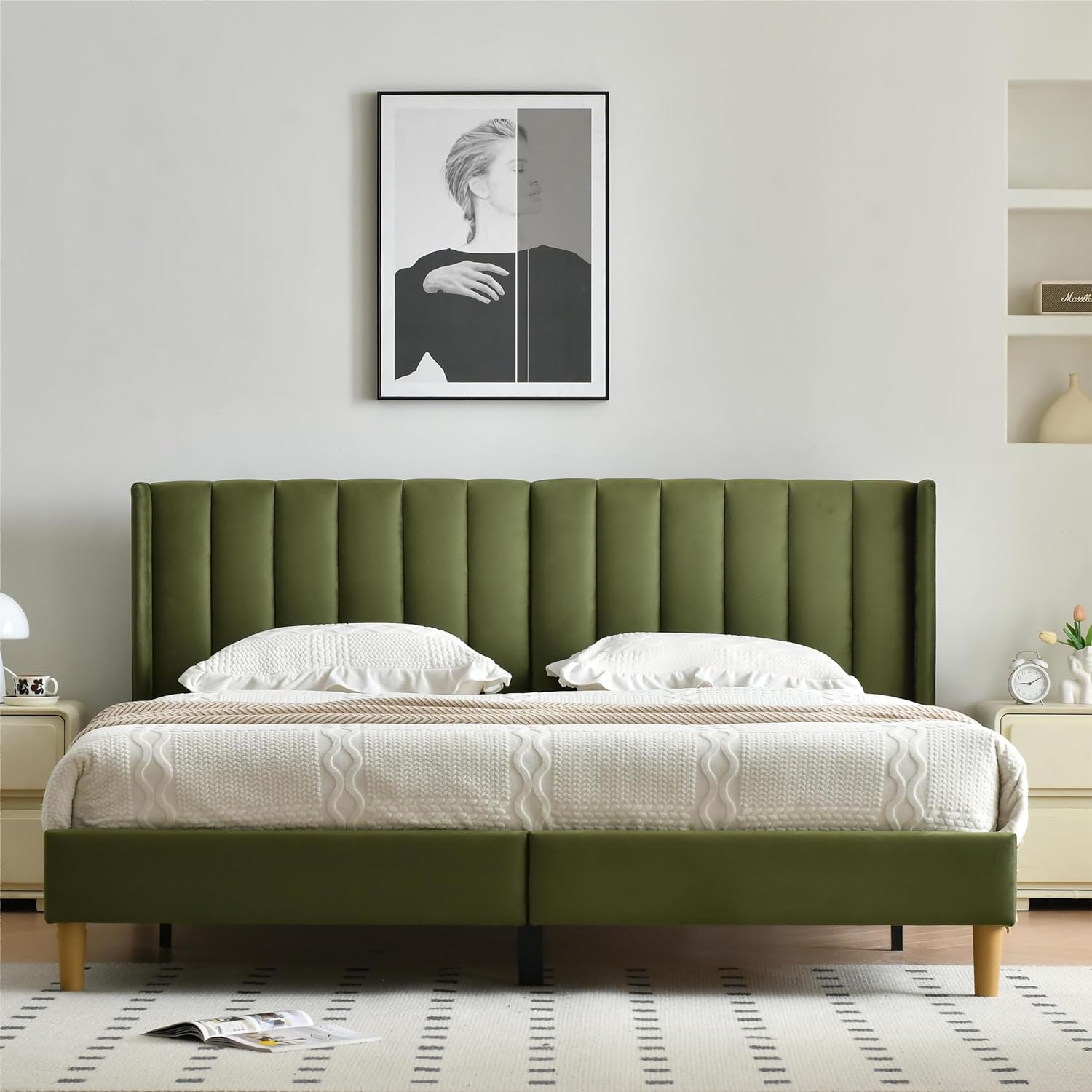 YUHUASHI upholstered Platform Bed Frame/King Bed Frame/Modern Geometric Double-Wing Design headboard/Velvet Fabric/Easy to Assemble no Noise (Grass Green, King (U.S. Standard))