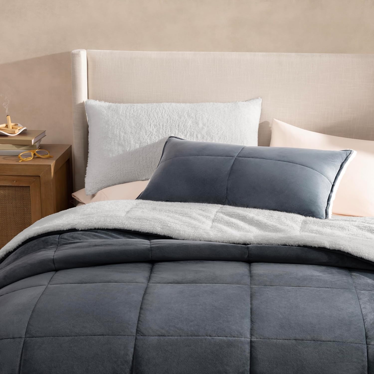 UGG Blissful Comforter Set with 2 Pillow Shams, Warm Winter Bedding, Fluffy Reversible Down Alternative Bedding, King/California King Size Comforter Set, Imperial Blue