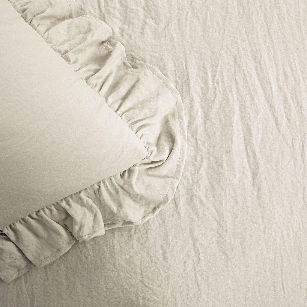 Lush Decor Reyna Ruffle Comforter Set - 3 Piece Cozy Ruffled Bedding Set - Timeless Elegance and Comfort for Bedroom - California King, Wheat