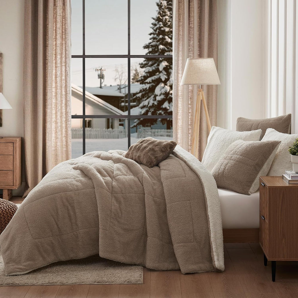 Wonderful Light Brown Tufted Textured Fleece Comforter Set King, 3 Pieces Fuzzy Fluffy Faux Teddy Fur Lightweight Comforter Sets with Pillow Shams, Soft Shaggy Plush Sherpa Bedding Set for Winter
